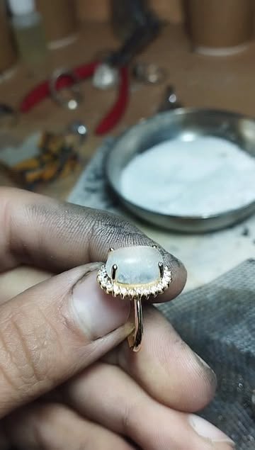 انگشتر زنانه طلا سنگ (دُر) نجف معدنی