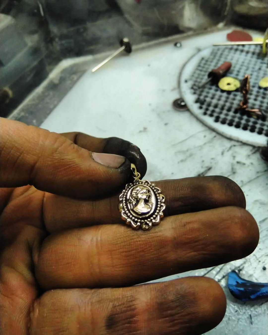 پلاک طلا سفید ملکه الیزابت ۵ گرم